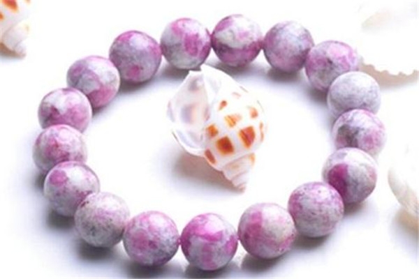 梅花碧璽的功效與作用 保健作用很不錯(cuò) 梅花碧璽的功效與作用 保健作用很不錯(cuò)