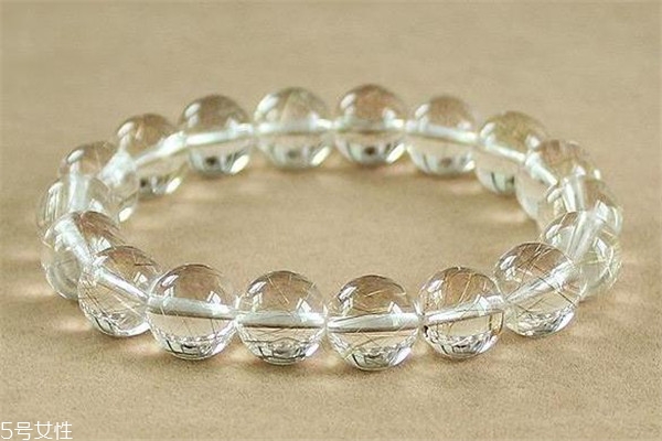 銀發(fā)晶的功效與作用 對佩戴者有很多好處 銀發(fā)晶的功效與作用 對佩戴者有很多好處