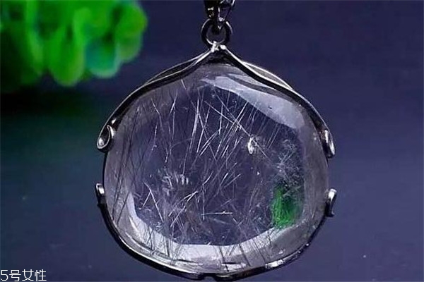 銀發(fā)晶女生能帶嗎 有辟邪作用 銀發(fā)晶女生能帶嗎 有辟邪作用