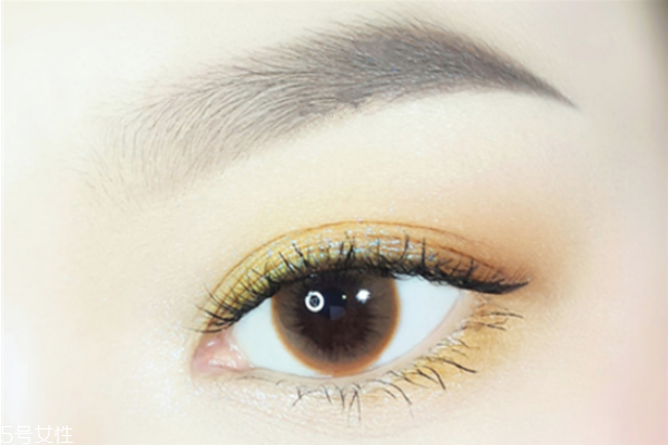黃色眼影怎么畫(huà) 暖黃色眼妝畫(huà)法 黃色眼影怎么畫(huà) 暖黃色眼妝畫(huà)法