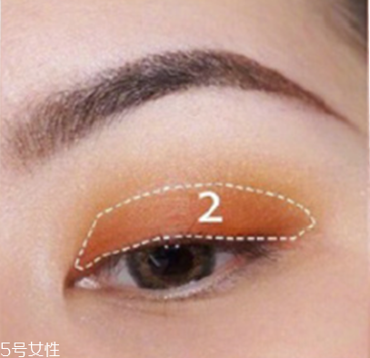 黃色眼影怎么畫(huà) 暖黃色眼妝畫(huà)法 黃色眼影怎么畫(huà) 暖黃色眼妝畫(huà)法