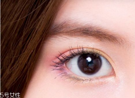 黃色眼影怎么畫(huà) 暖黃色眼妝畫(huà)法 黃色眼影怎么畫(huà) 暖黃色眼妝畫(huà)法