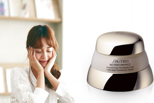 大學(xué)生用什么面霜 大學(xué)生的口碑專(zhuān)柜乳霜推薦