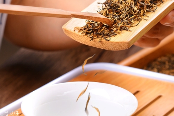 紅茶為什么養(yǎng)胃 有一定效果 紅茶為什么養(yǎng)胃 有一定效果