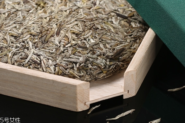 白毫銀針是什么香味 看完就明白了 白毫銀針是什么香味 看完就明白了