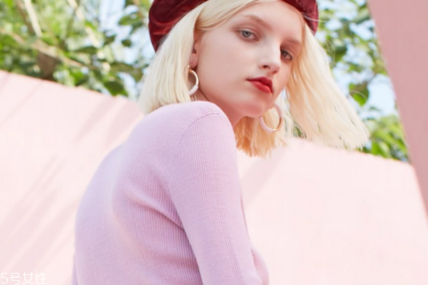 羊毛衫有黃斑怎么去除 用它來洗 羊毛衫有黃斑怎么去除 用它來洗