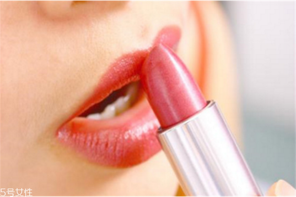 嘴角爛了能涂牙膏嗎 嘴角爛了的治療偏方 嘴角爛了能涂牙膏嗎 嘴角爛了的治療偏方