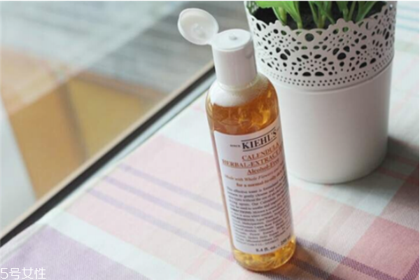 契爾氏和科顏氏是一個(gè)牌子嗎 契爾氏和科顏氏的區(qū)別 契爾氏和科顏氏是一個(gè)牌子嗎 契爾氏和科顏氏的區(qū)別