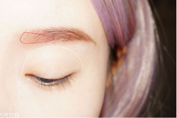 圣誕節(jié)妝容教程圖片 圣誕創(chuàng)意妝容畫法