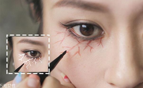 萬圣節(jié)妝容教程 創(chuàng)意彩妝吸血鬼妝容 萬圣節(jié)妝容教程 創(chuàng)意彩妝吸血鬼妝容