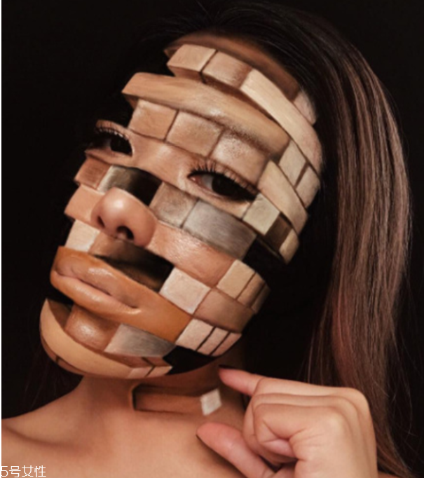 萬圣節(jié)妝容教程 創(chuàng)意彩妝吸血鬼妝容 萬圣節(jié)妝容教程 創(chuàng)意彩妝吸血鬼妝容