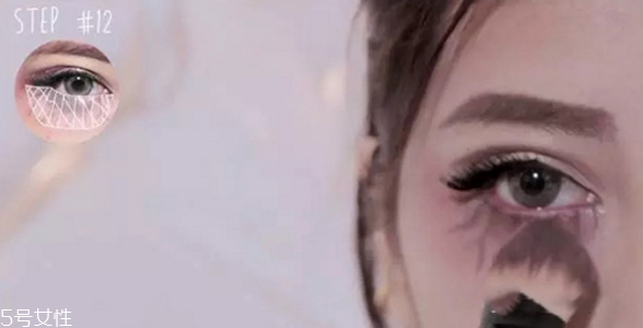 萬圣節(jié)妝容教程 創(chuàng)意彩妝吸血鬼妝容 萬圣節(jié)妝容教程 創(chuàng)意彩妝吸血鬼妝容