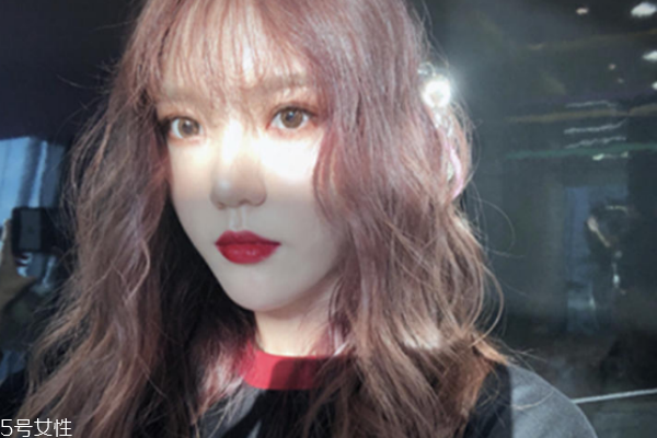 口紅什么顏色顯白 這3個(gè)色號氣質(zhì)簡直開掛