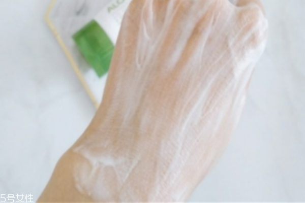 自然樂園洗面奶是皂基嗎 強堿皂基要注意 自然樂園洗面奶是皂基嗎 強堿皂基要注意