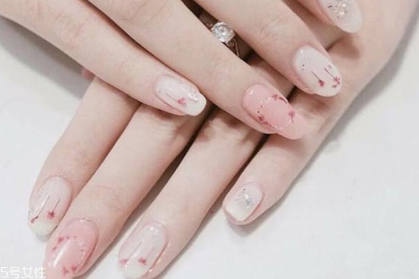 黑手適合的美甲合集 這幾款專治黑手黨 黑手適合的美甲合集 這幾款專治黑手黨