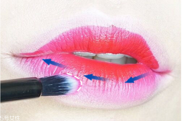 花瓣唇怎么畫 花瓣唇畫法 花瓣唇怎么畫 花瓣唇畫法