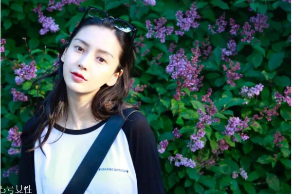 什么叫仰月唇 花瓣唇和仰月唇區(qū)別 什么叫仰月唇 花瓣唇和仰月唇區(qū)別