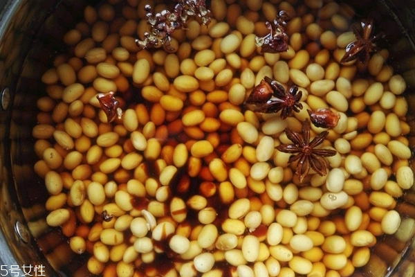 黃豆醬能不能做魚 蒸魚味道不錯 黃豆醬能不能做魚 蒸魚味道不錯