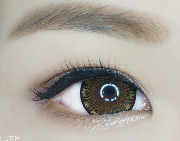 雙眼皮貼老是翻出來怎么辦 貼出自然持久雙眼皮 雙眼皮貼老是翻出來怎么辦 貼出自然持久雙眼皮