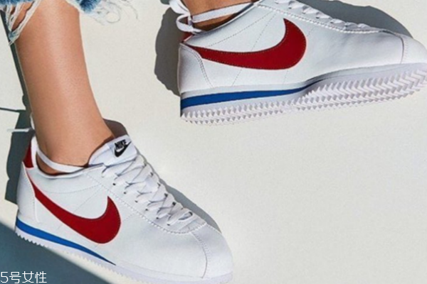 耐克阿甘鞋真假辨別 要看仔細(xì)了 耐克阿甘鞋真假辨別 要看仔細(xì)了