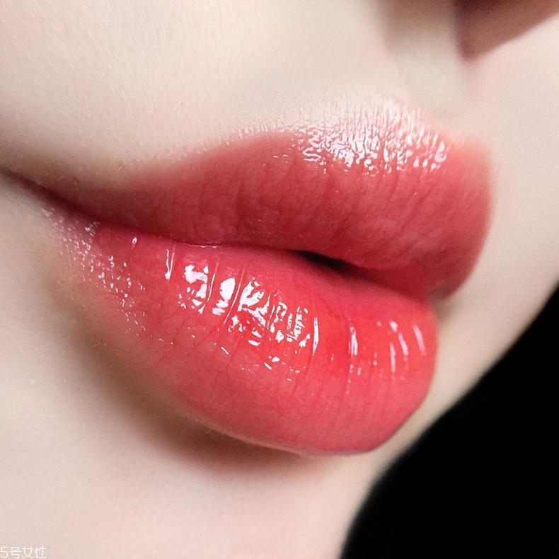 2022流行什么唇色 3種唇色迷倒眾生 2022流行什么唇色 3種唇色迷倒眾生