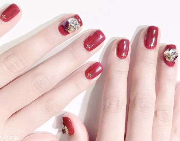 黑手適合的美甲合集 這幾款專治黑手黨 黑手適合的美甲合集 這幾款專治黑手黨