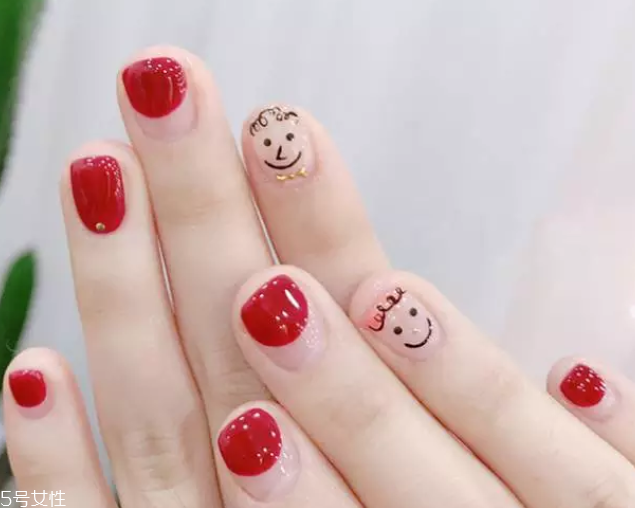 紅色美甲圖片2018款式 不艷麗也不俗氣的紅色 紅色美甲圖片2018款式 不艷麗也不俗氣的紅色