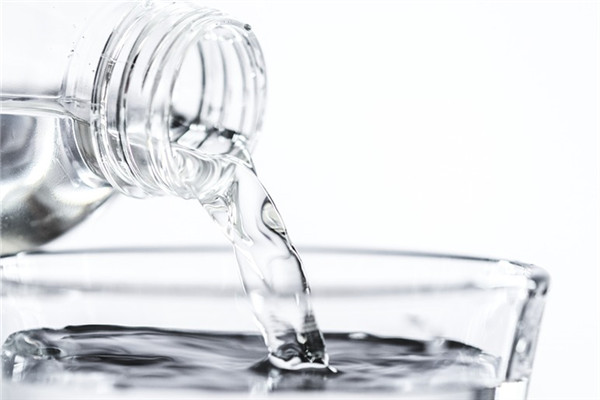 秋天養(yǎng)生要注意什么 溫差大致過(guò)敏