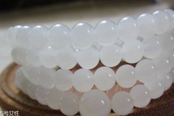 玉化硨磲多少錢一克 玉化品質(zhì)很關(guān)鍵 玉化硨磲多少錢一克 玉化品質(zhì)很關(guān)鍵