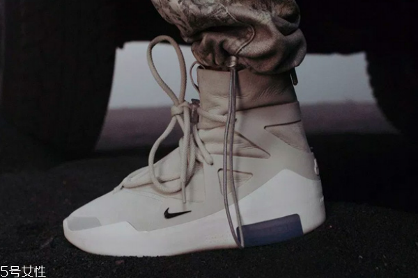 fear of god聯(lián)名耐克air fog什么時候發(fā)售 最強(qiáng)戰(zhàn)靴
