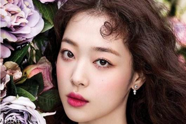 崔雪莉的妝怎么化的 崔雪莉妝容教程 崔雪莉的妝怎么化的 崔雪莉妝容教程