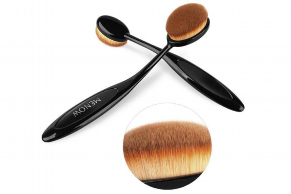 粉底刷怎么用沒(méi)有刷痕 平頭粉底刷使用注意事項(xiàng) 粉底刷怎么用沒(méi)有刷痕 平頭粉底刷使用注意事項(xiàng)