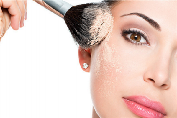 粉底和散粉的區(qū)別 不要傻傻分不清楚 粉底和散粉的區(qū)別 不要傻傻分不清楚