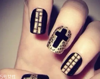 顯手白豹紋美甲圖片 這幾款簡單干凈又洋氣 顯手白豹紋美甲圖片 這幾款簡單干凈又洋氣