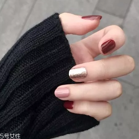 高冷氣質(zhì)美甲顏色有哪些 這幾款讓指尖更亮眼 高冷氣質(zhì)美甲顏色有哪些 這幾款讓指尖更亮眼