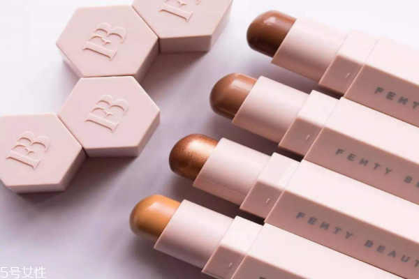 fenty beauty粉底液好用嗎 尊重不同膚色的不同美 fenty beauty粉底液好用嗎 尊重不同膚色的不同美