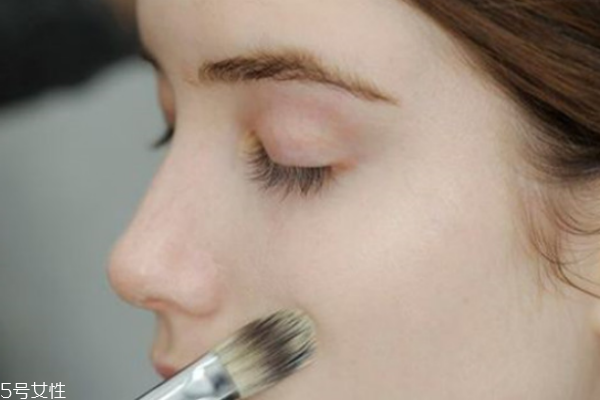 平價(jià)修容棒推薦 學(xué)生黨也買得起 平價(jià)修容棒推薦 學(xué)生黨也買得起