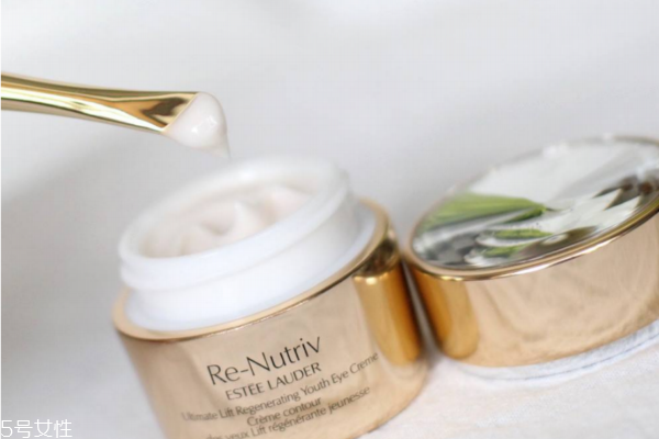 眼霜的正確使用步驟 一眼看出是否認真護膚 眼霜的正確使用步驟 一眼看出是否認真護膚