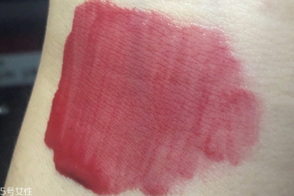 阿瑪尼黑管514適合黃皮嗎 這支山楂色不挑皮 阿瑪尼黑管514適合黃皮嗎 這支山楂色不挑皮