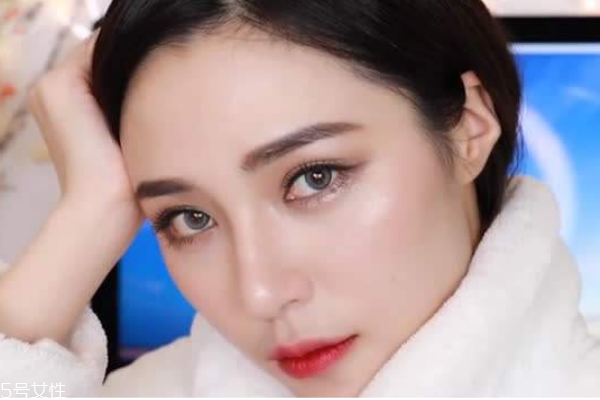 為什么化妝跟沒化一樣 5個地方要注重修飾 為什么化妝跟沒化一樣 5個地方要注重修飾