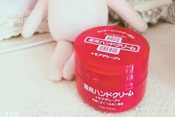 資生堂護(hù)手霜能擦臉嗎 能不能看這里 資生堂護(hù)手霜能擦臉嗎 能不能看這里