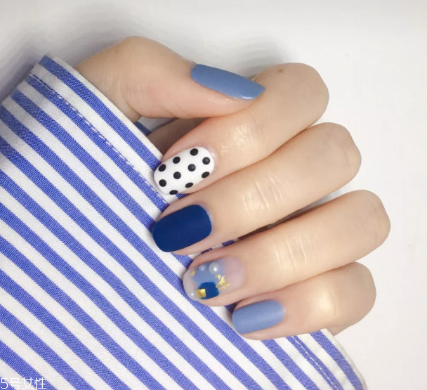 高級(jí)莫蘭迪色美甲圖片 這幾款盡顯低調(diào)淡雅氣質(zhì) 高級(jí)莫蘭迪色美甲圖片 這幾款盡顯低調(diào)淡雅氣質(zhì)