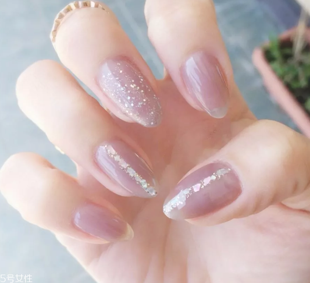 通勤風美甲圖片 幫上班族打造專業(yè)素養(yǎng) 通勤風美甲圖片 幫上班族打造專業(yè)素養(yǎng)