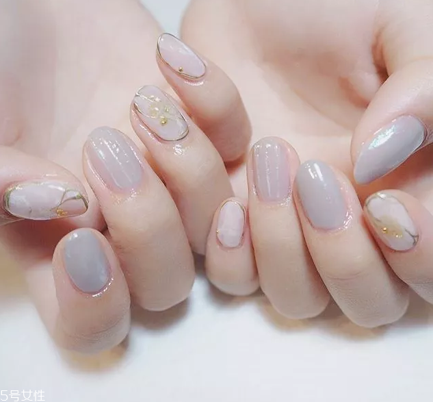 通勤風美甲圖片 幫上班族打造專業(yè)素養(yǎng) 通勤風美甲圖片 幫上班族打造專業(yè)素養(yǎng)