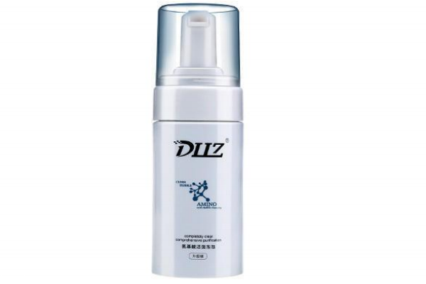 控油洗面奶好不好 控油去痘印洗面奶排行 控油洗面奶好不好 控油去痘印洗面奶排行