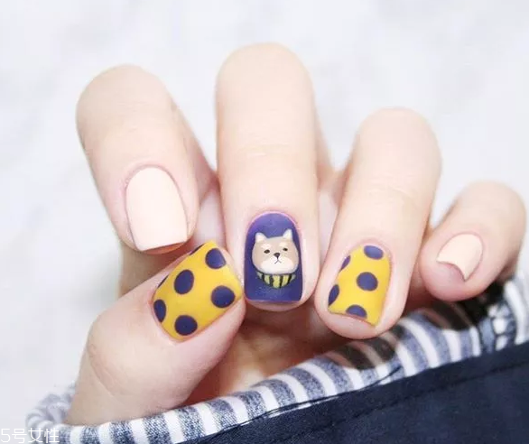 可愛波點(diǎn)美甲圖片 這幾款自帶減齡效果 可愛波點(diǎn)美甲圖片 這幾款自帶減齡效果