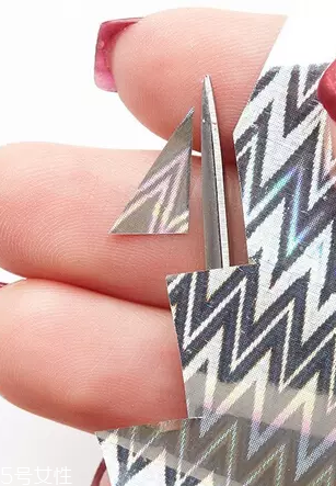 另類磨砂紅美甲圖片 讓人魅力四射的紅色風(fēng)暴 另類磨砂紅美甲圖片 讓人魅力四射的紅色風(fēng)暴