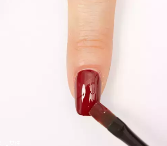 另類磨砂紅美甲圖片 讓人魅力四射的紅色風(fēng)暴 另類磨砂紅美甲圖片 讓人魅力四射的紅色風(fēng)暴