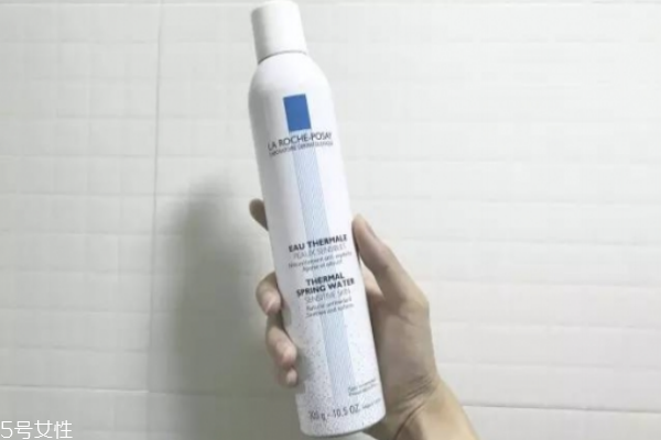 油痘皮適合的護膚品 油痘肌秋冬護膚品推薦 油痘皮適合的護膚品 油痘肌秋冬護膚品推薦