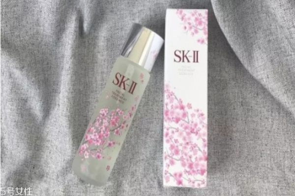 油痘皮適合的護膚品 油痘肌秋冬護膚品推薦 油痘皮適合的護膚品 油痘肌秋冬護膚品推薦